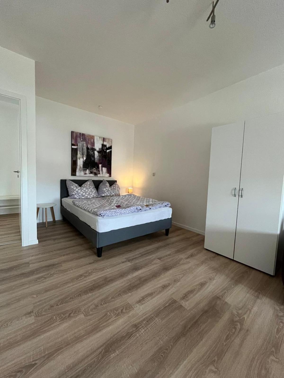 1 Raum Dachgeschosswohnung In Ruhiger Lage Limabach - Oberfrohna Εξωτερικό φωτογραφία